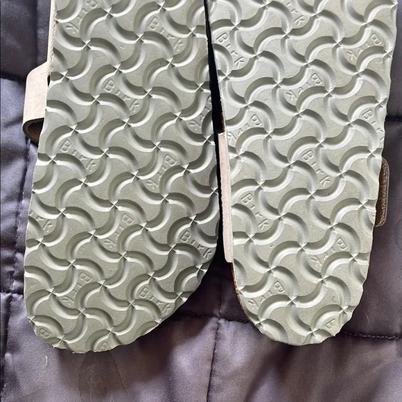 Birkenstock Gizeh Big Buckle Soft Footbed Dove Gray Excellent Condition - Picture 14 of 14